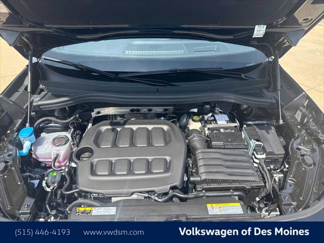 new 2025 Volkswagen Tiguan car, priced at $39,376