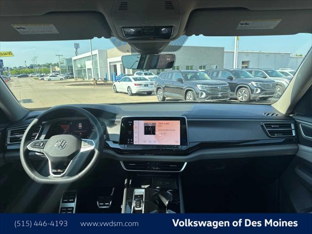 new 2025 Volkswagen Atlas car, priced at $50,456