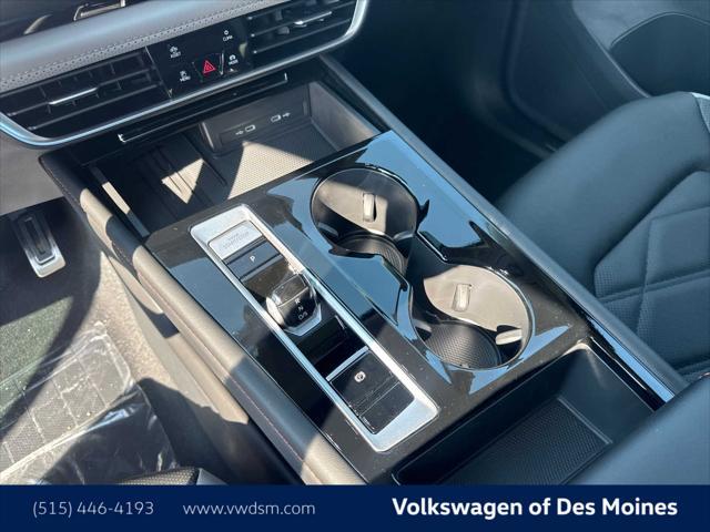 new 2025 Volkswagen Atlas car, priced at $50,456