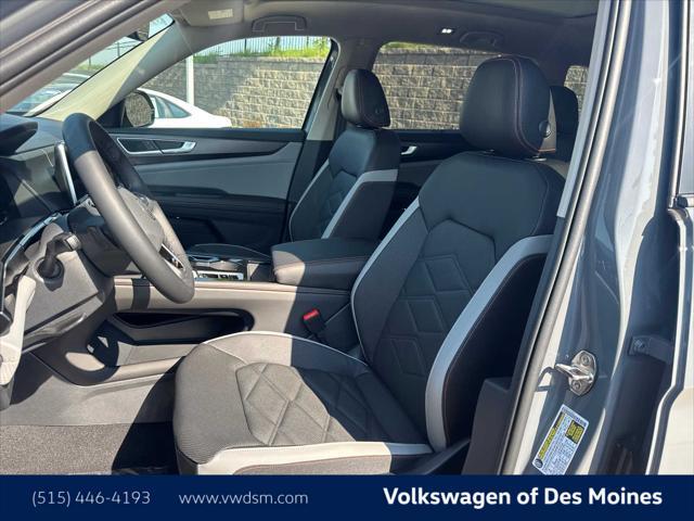 new 2025 Volkswagen Atlas car, priced at $50,456