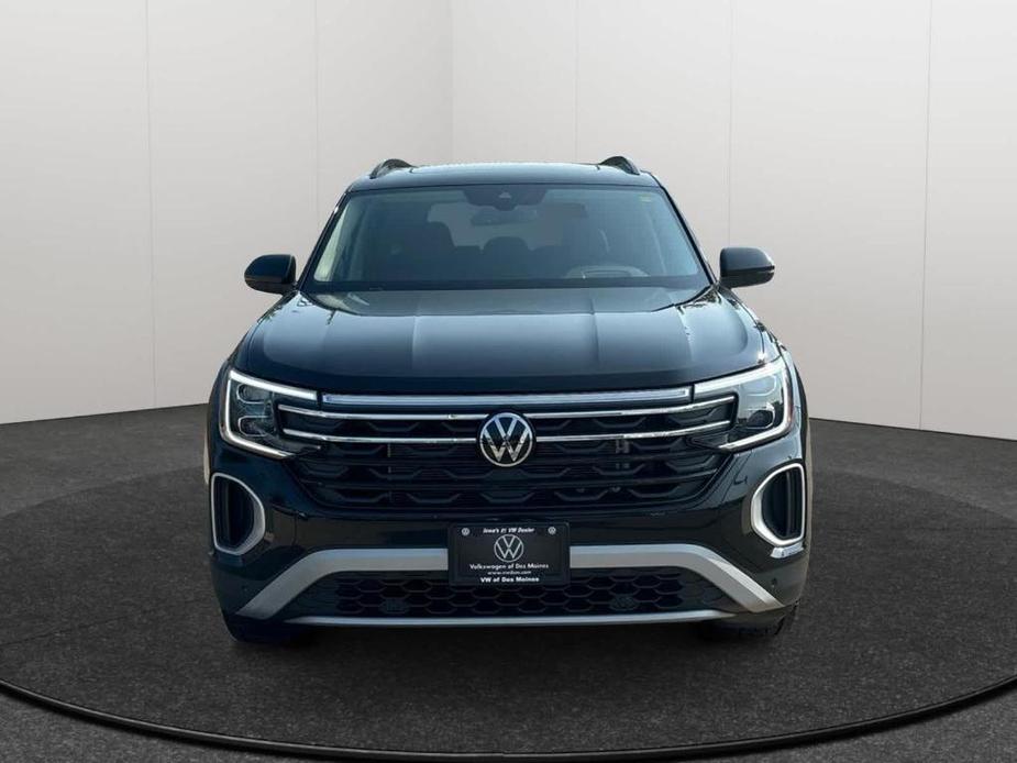 new 2024 Volkswagen Atlas car, priced at $52,798