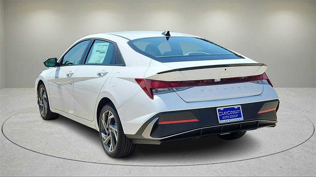 new 2025 Hyundai Elantra car, priced at $24,645