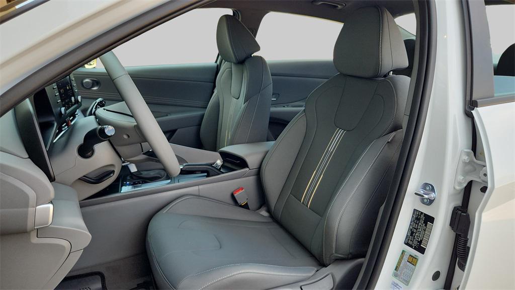 new 2025 Hyundai Elantra car, priced at $24,645