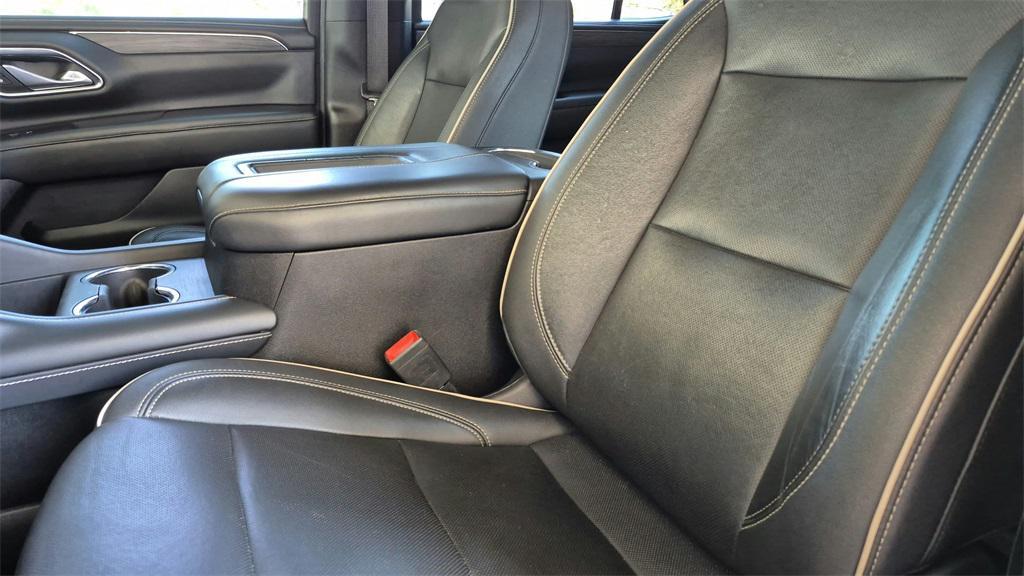 used 2021 GMC Yukon car, priced at $39,998