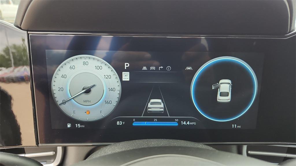 new 2025 Hyundai Elantra car, priced at $27,910