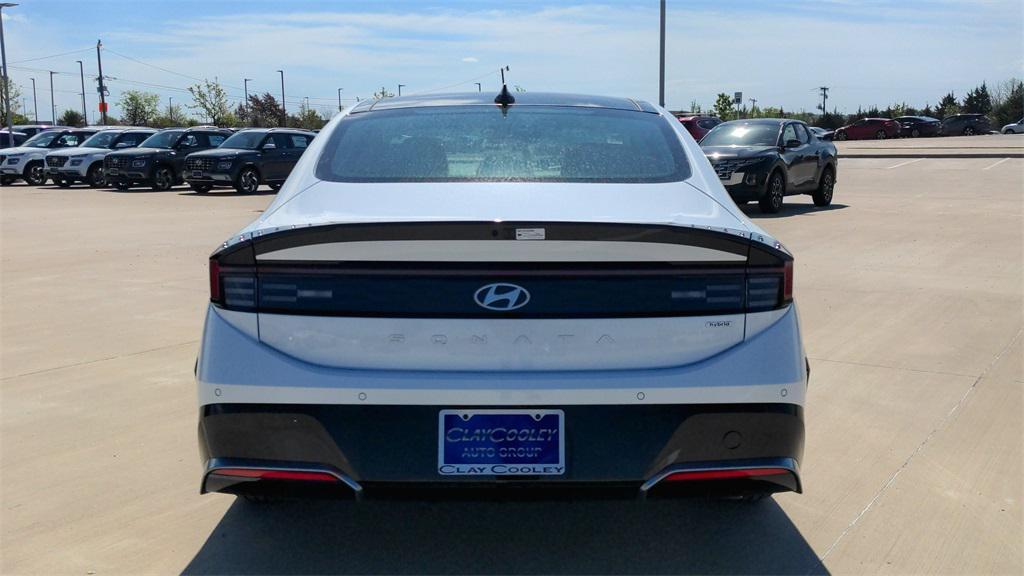 new 2025 Hyundai Sonata Hybrid car, priced at $37,980