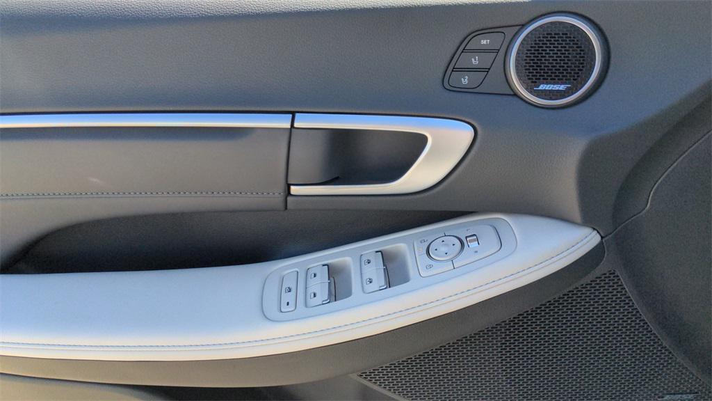 new 2025 Hyundai Sonata Hybrid car, priced at $37,980