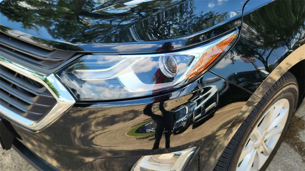 used 2022 Chevrolet Equinox car, priced at $21,998