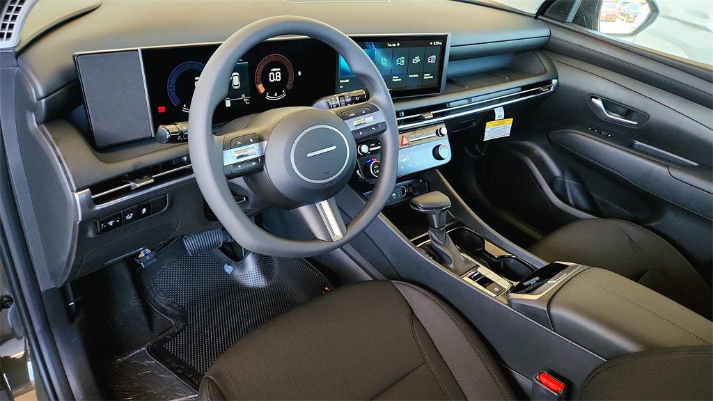 new 2025 Hyundai Tucson car, priced at $28,610