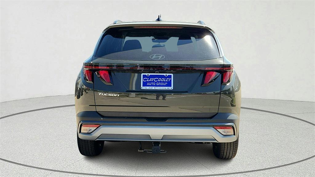 new 2025 Hyundai Tucson car, priced at $28,610