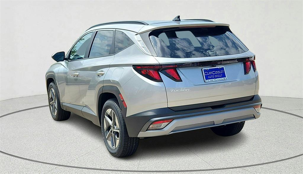 new 2025 Hyundai Tucson car, priced at $30,184