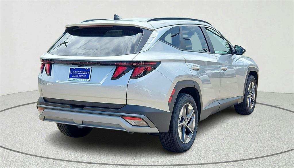 new 2025 Hyundai Tucson car, priced at $30,184