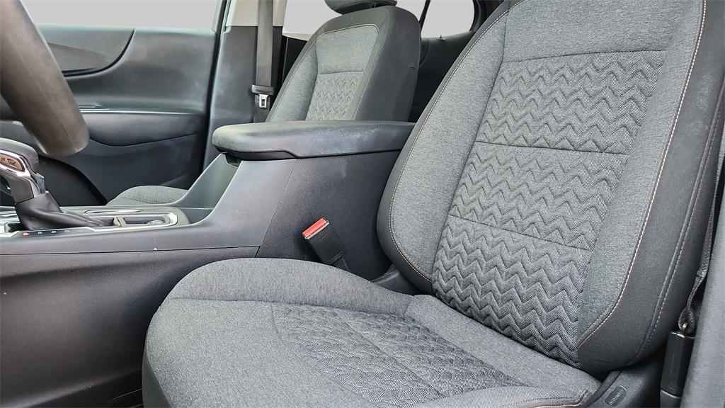used 2024 Chevrolet Equinox car, priced at $21,998