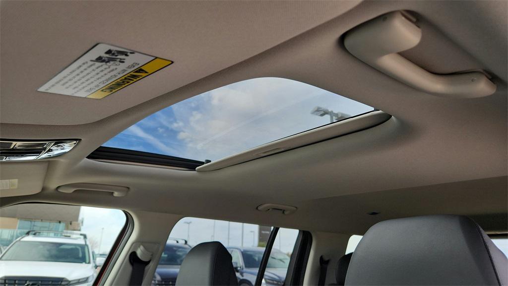 new 2025 Hyundai Santa Fe car, priced at $39,945