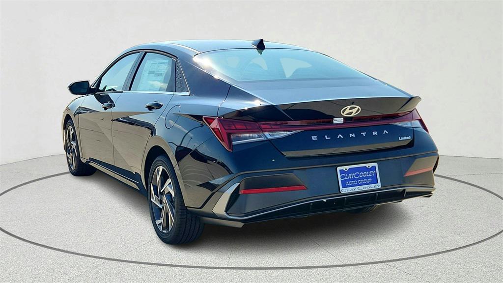 new 2025 Hyundai Elantra car, priced at $27,880