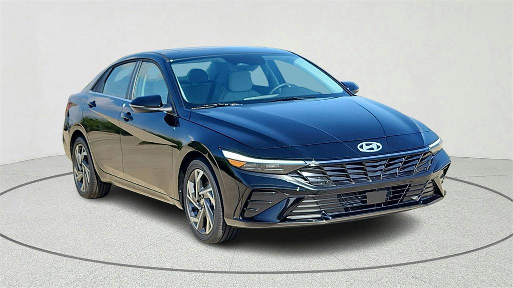 new 2025 Hyundai Elantra car, priced at $27,880