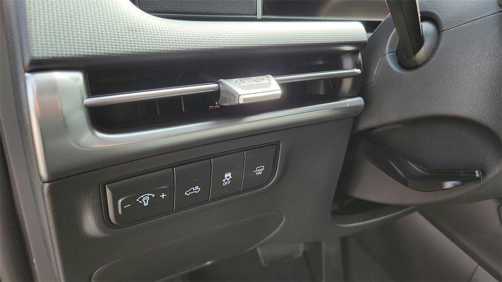 new 2025 Hyundai SANTA CRUZ car, priced at $40,900