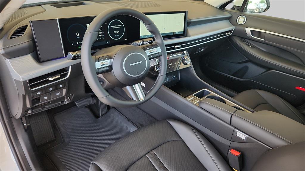 new 2025 Hyundai Sonata Hybrid car, priced at $37,990