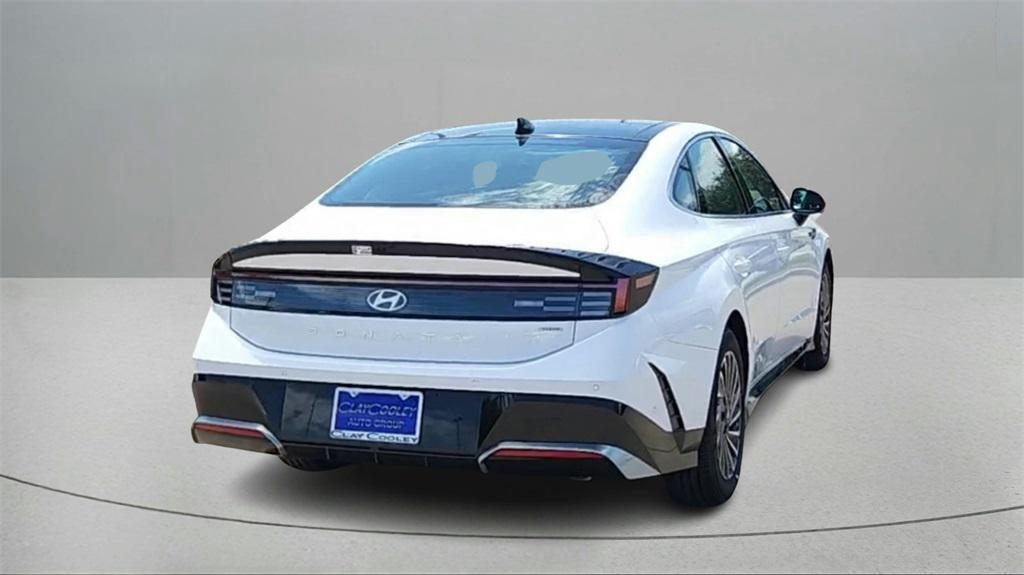 new 2025 Hyundai Sonata Hybrid car, priced at $37,990