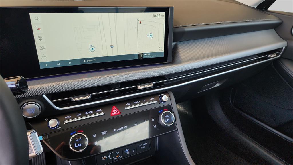 new 2025 Hyundai Sonata Hybrid car, priced at $37,990