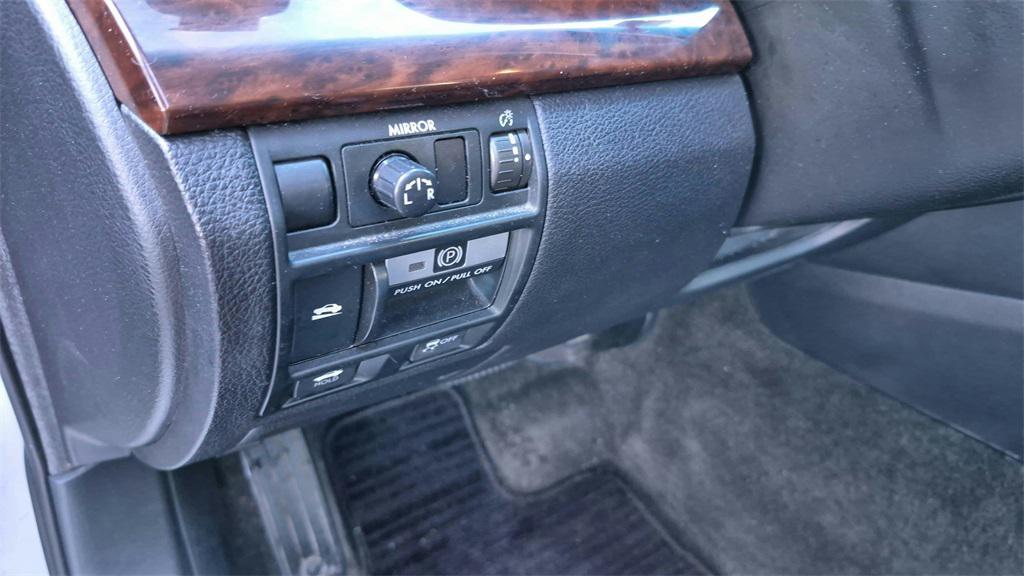 used 2014 Subaru Legacy car, priced at $7,995