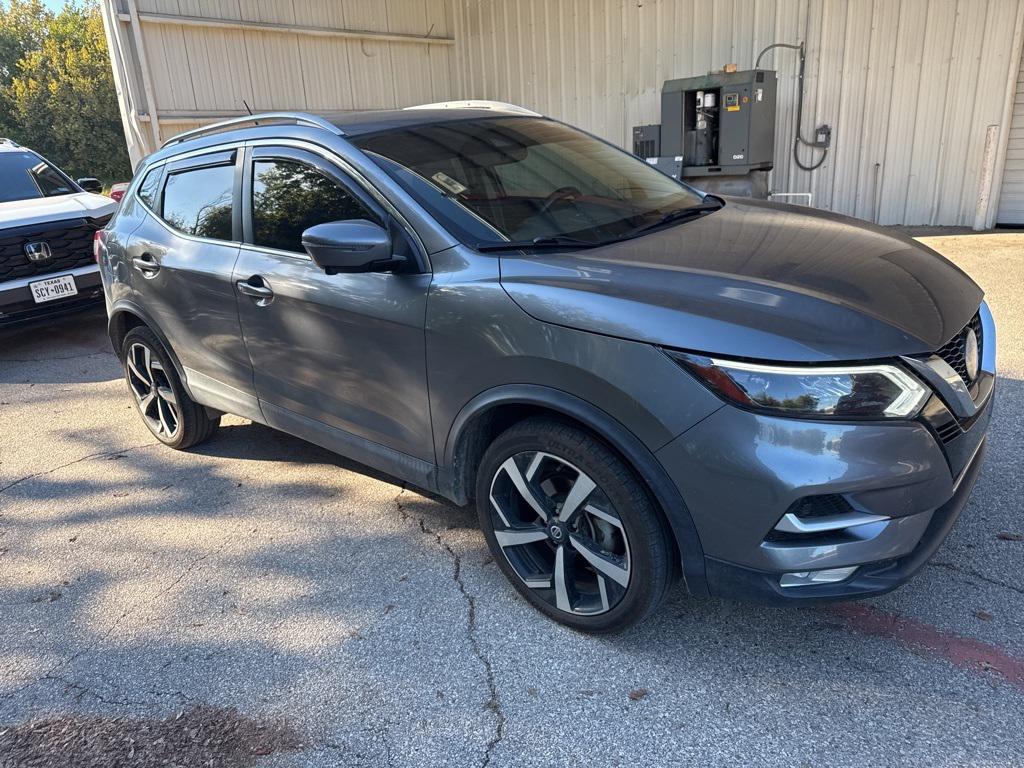 used 2020 Nissan Rogue Sport car, priced at $18,498