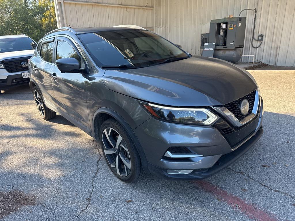 used 2020 Nissan Rogue Sport car, priced at $18,498