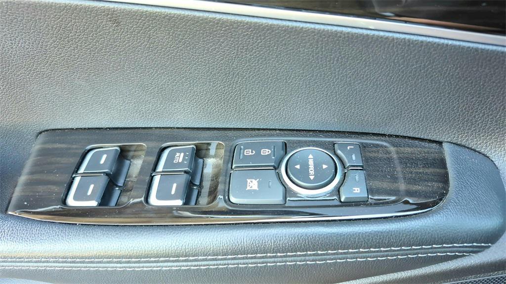 used 2019 Kia Sorento car, priced at $18,998