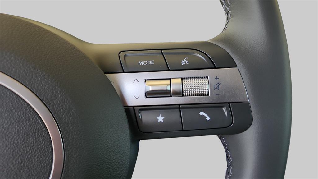 new 2025 Hyundai Sonata Hybrid car, priced at $31,575