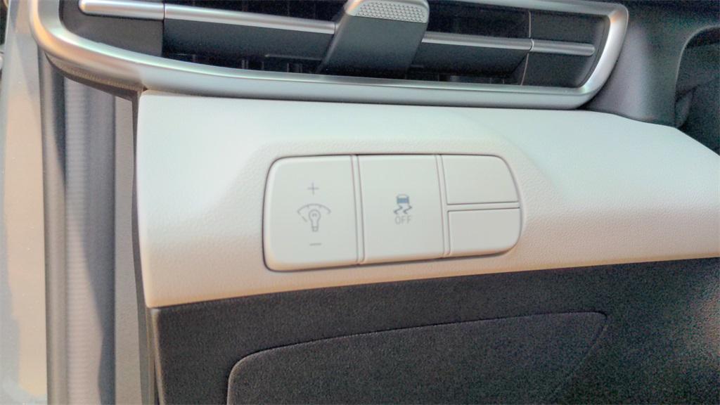 new 2025 Hyundai ELANTRA HEV car, priced at $29,185