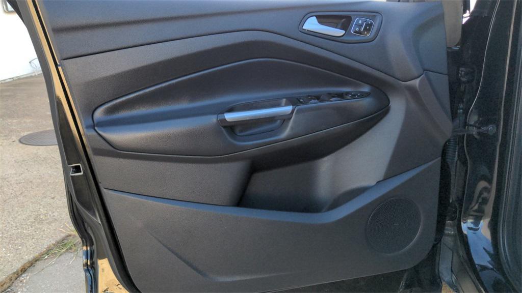 used 2017 Ford Escape car, priced at $9,998