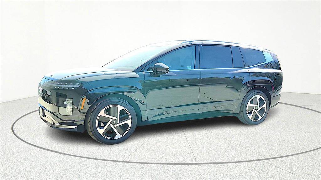 new 2026 Hyundai IONIQ 9 car, priced at $72,280