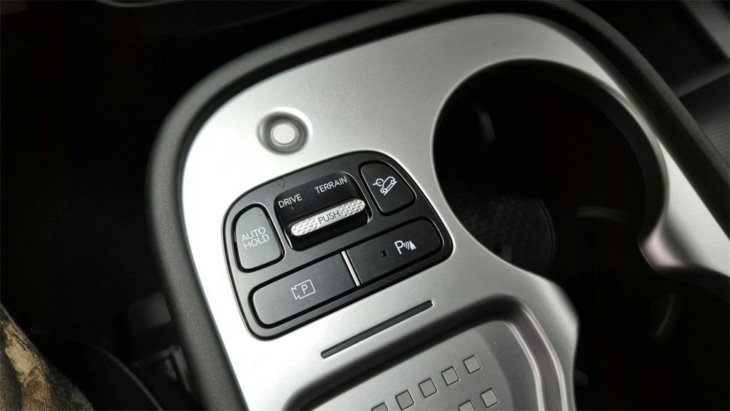 new 2026 Hyundai IONIQ 9 car, priced at $72,280