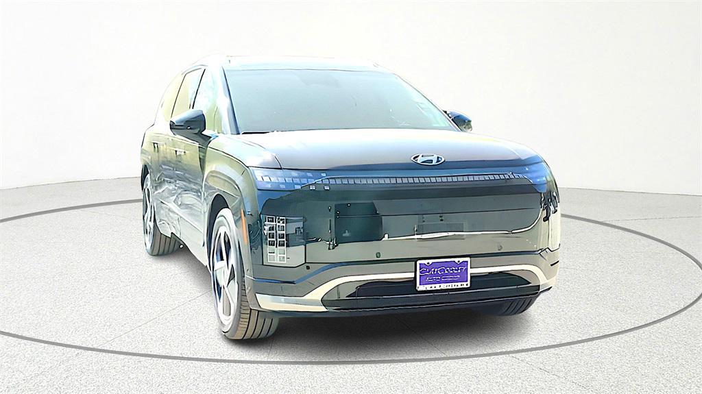 new 2026 Hyundai IONIQ 9 car, priced at $72,280