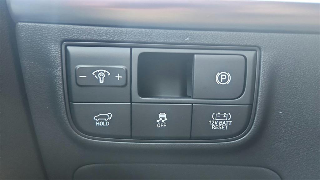 new 2025 Hyundai TUCSON Hybrid car, priced at $34,960