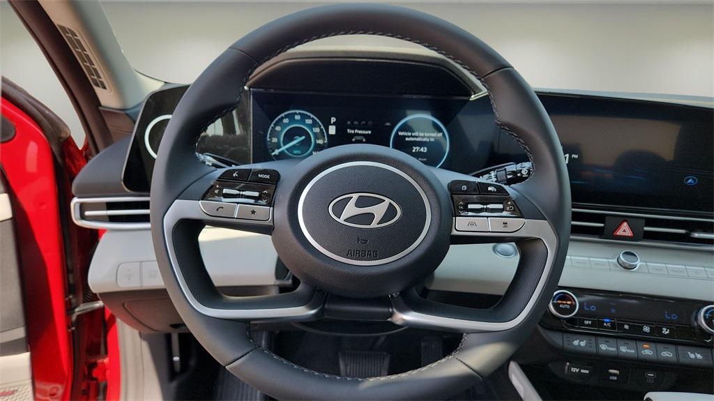 new 2025 Hyundai Elantra car, priced at $28,425