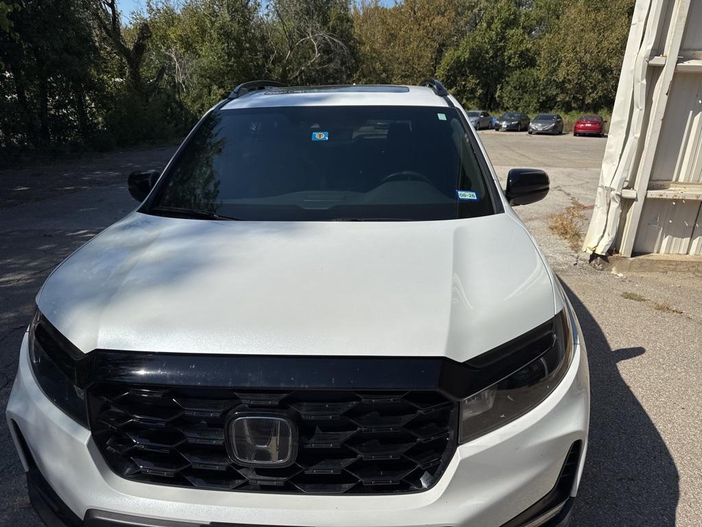 used 2022 Honda Passport car, priced at $33,987
