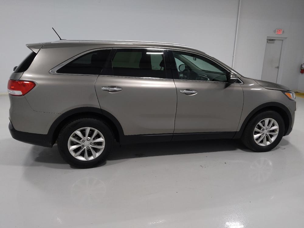 used 2016 Kia Sorento car, priced at $14,895