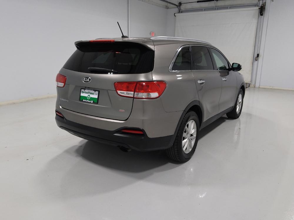 used 2016 Kia Sorento car, priced at $14,895