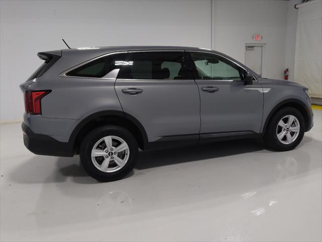 used 2021 Kia Sorento car, priced at $21,095