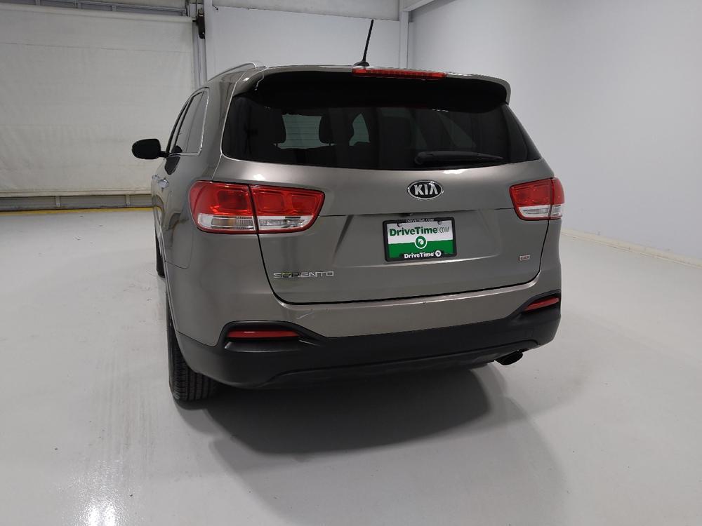 used 2016 Kia Sorento car, priced at $14,295