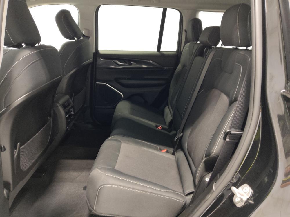 used 2022 Jeep Grand Cherokee car, priced at $27,895