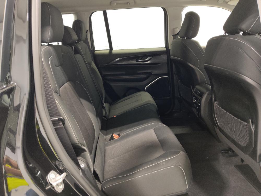 used 2022 Jeep Grand Cherokee car, priced at $27,895