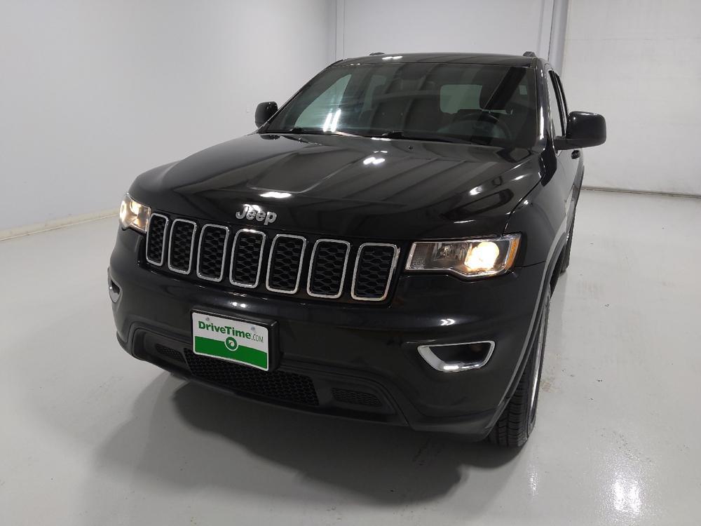 used 2017 Jeep Grand Cherokee car, priced at $17,395