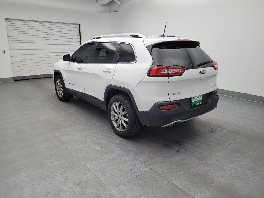 used 2018 Jeep Cherokee car, priced at $15,895