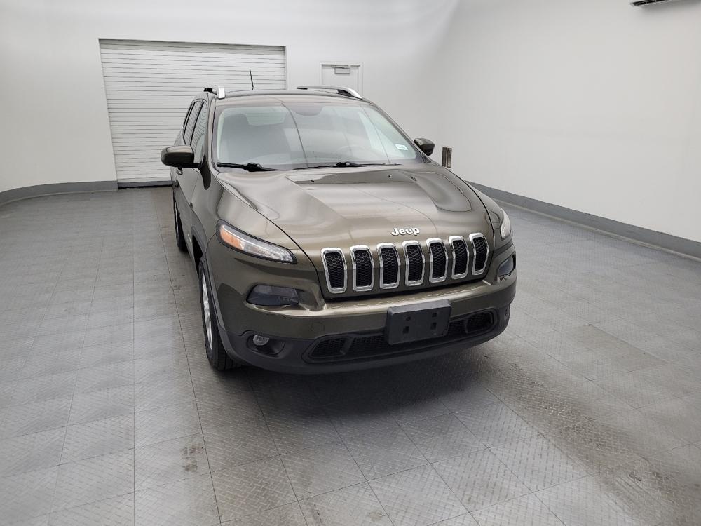 used 2014 Jeep Cherokee car, priced at $13,695