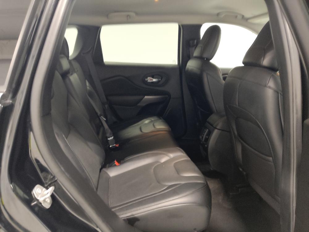 used 2021 Jeep Cherokee car, priced at $20,595