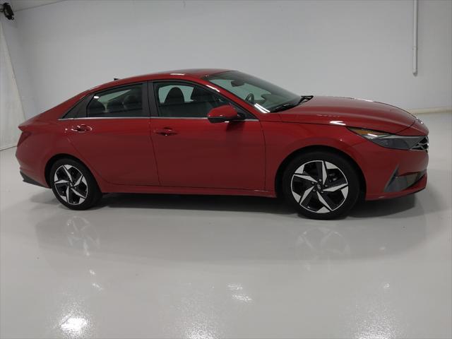 used 2022 Hyundai Elantra car, priced at $23,095
