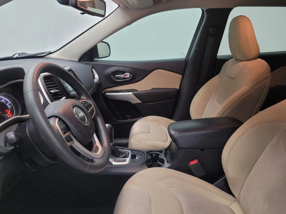 used 2018 Jeep Cherokee car, priced at $17,295