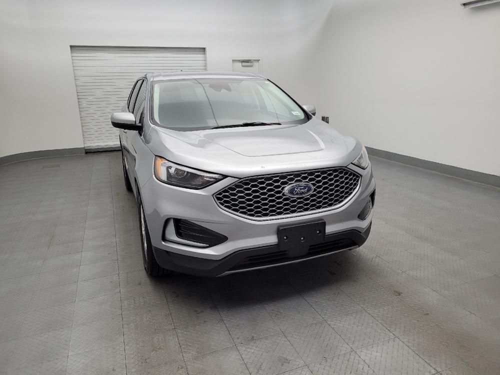 used 2024 Ford Edge car, priced at $25,295